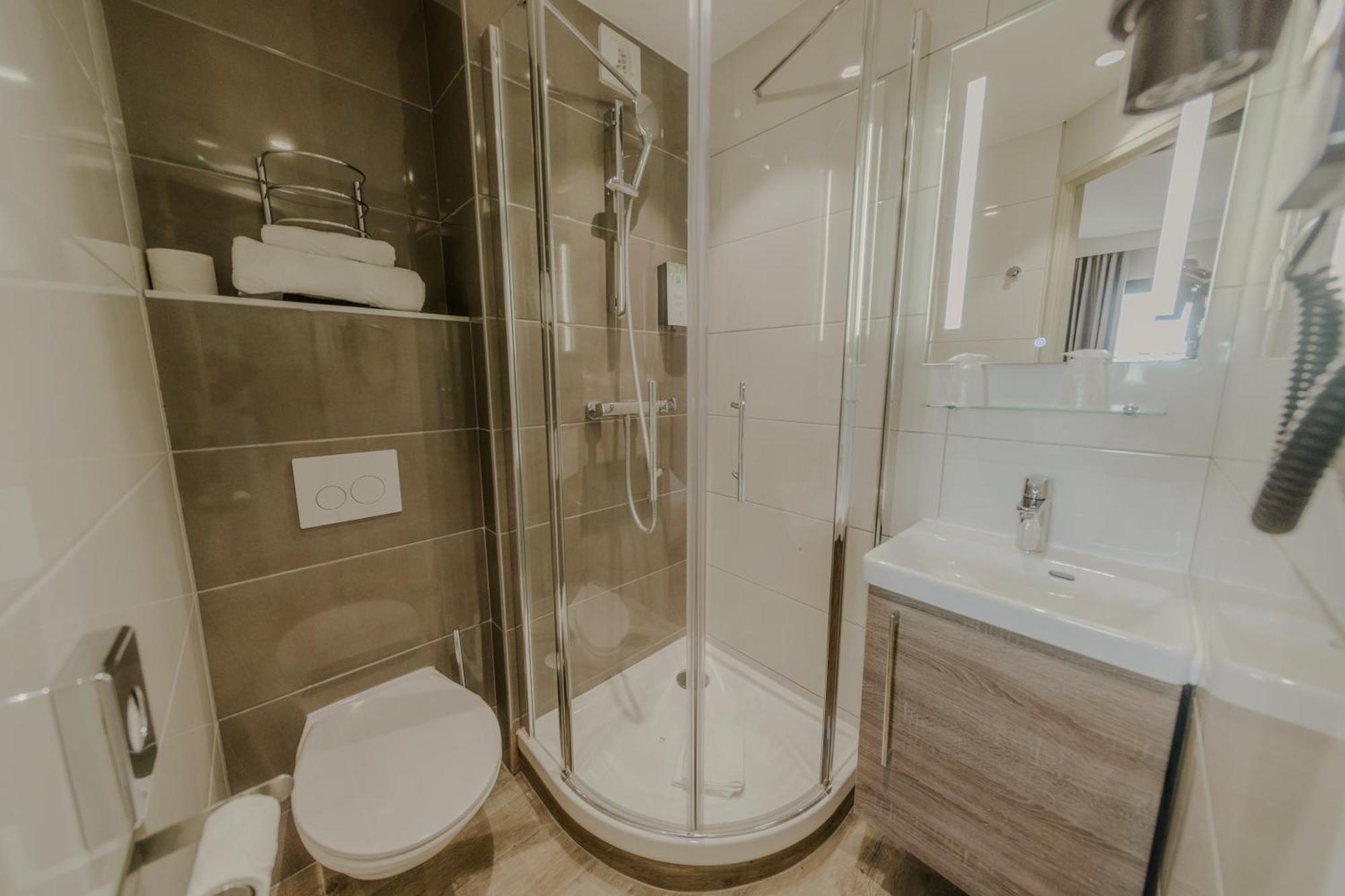 Hotel Kyriad Direct Orleans Nord - Cap 2*