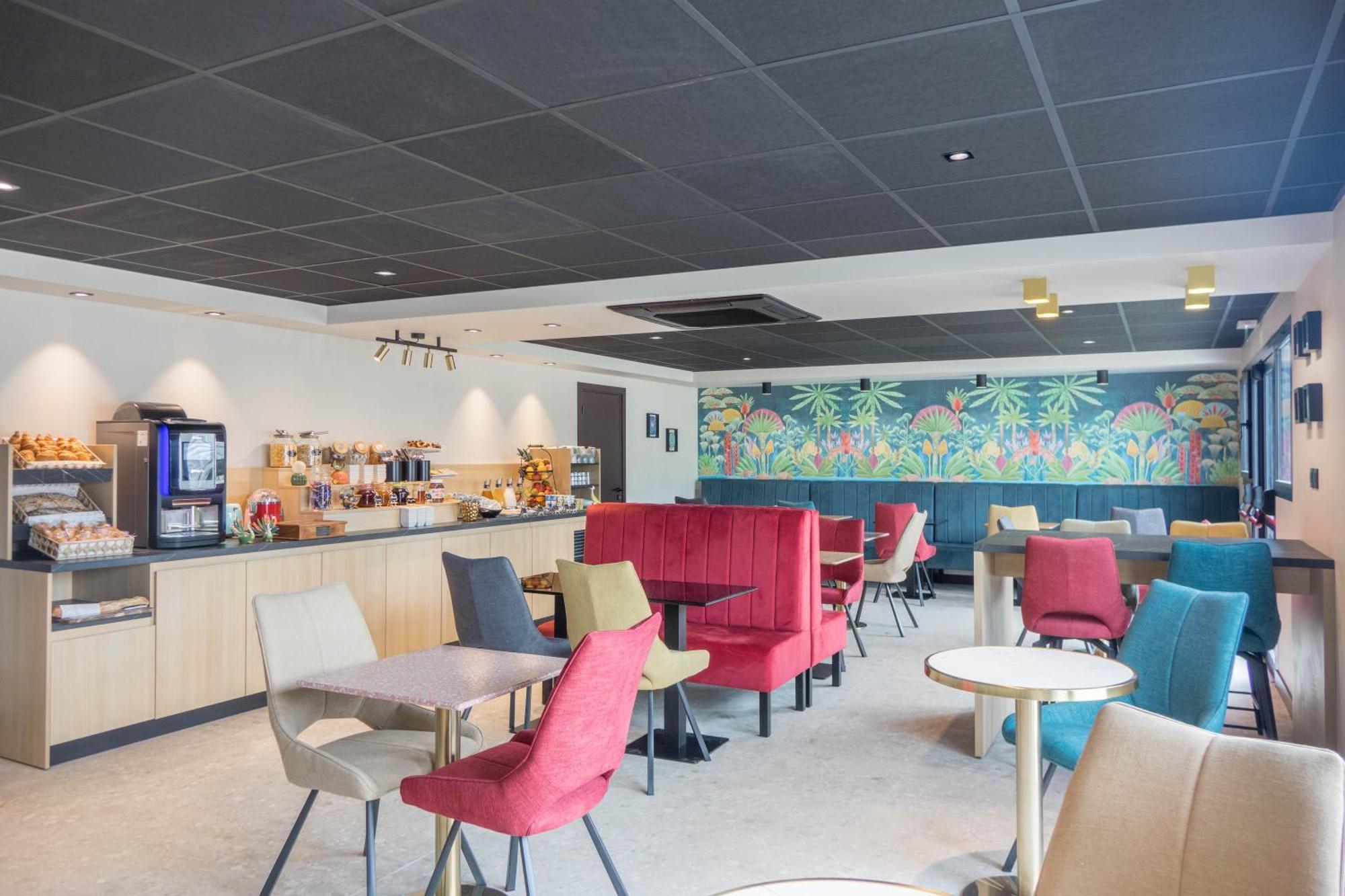 Kyriad Direct Orleans Nord - Cap 2*
